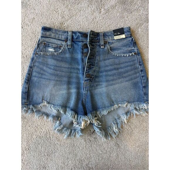 NWT Abercrombie Curve Love High Rise 90s Cutoff Short, Sz 25 $50 B28 - Picture 2 of 6